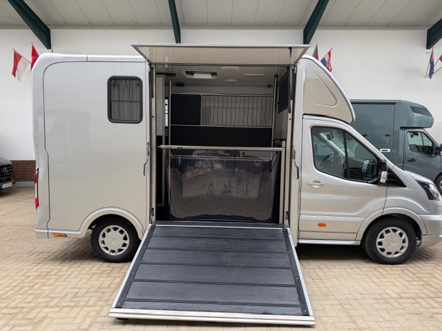 
								Hagstedt Spezial Ford silber full									