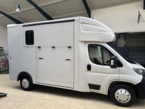 Opel Movano Hagstedt Stablehopper mit Saftey Concept Airbag