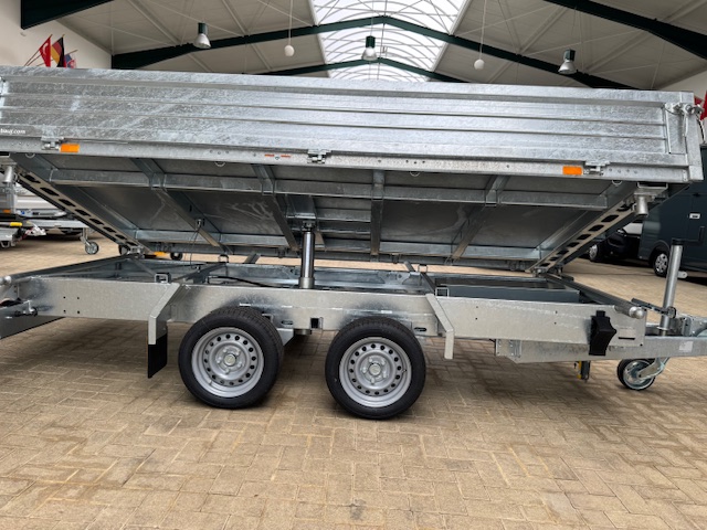 
								Humbaur HTK 3500.37 Dreiseitenkipper mit Fuhrmann BW full									