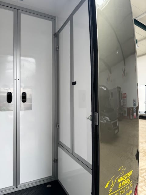 
								Hagstedt Spezial Mercedes Automatik Jahreswagen full									