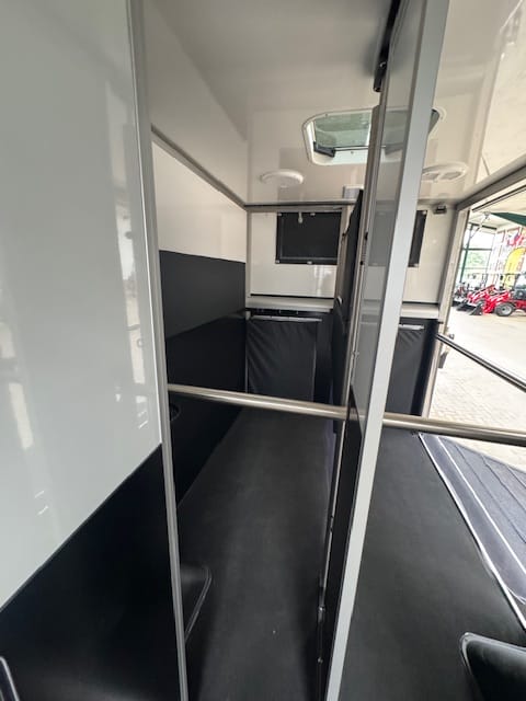 
								Hagstedt Spezial Mercedes Automatik Jahreswagen full									