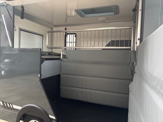 
										Hagstedt Stablehopper Super Light Peugeot full									