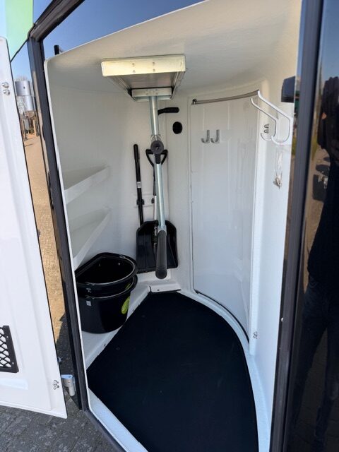 
								Bücker Careliner L full									