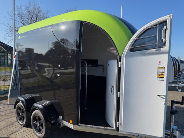 
								Bücker Careliner L full									